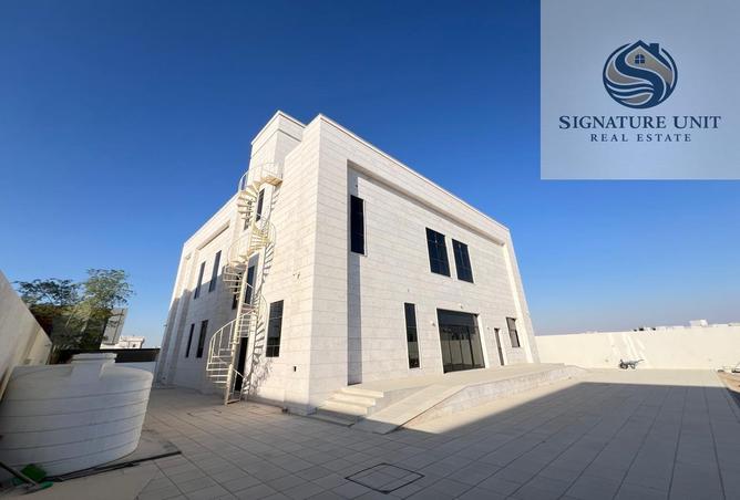 57764632 - Property Image 2