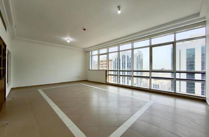 Apartment - 3 Bedrooms - 4 Bathrooms for rent in Al Najda Street - Abu Dhabi