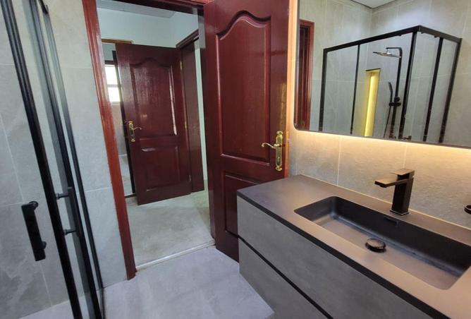 53986857 - Property Image 2