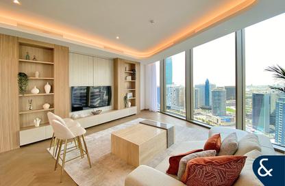 Apartment - 3 - 3 for sale in Jumeirah Living Business Bay - Peninsula - Business Bay - Dubai