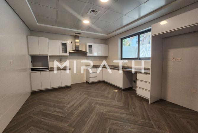 100823712 - Property Image 3