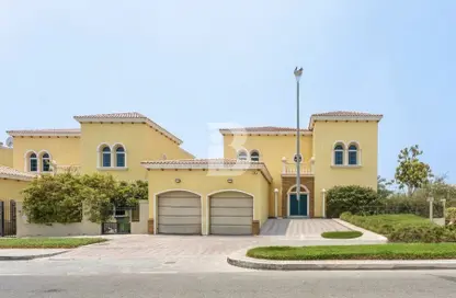 Villa - 4 Bedrooms - 6 Bathrooms for rent in District 4 - Jumeirah Park - Dubai