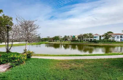 Villa - 4 Bedrooms - 6 Bathrooms for rent in Entertainment Foyer - Mediterranean Clusters - Jumeirah Islands - Dubai