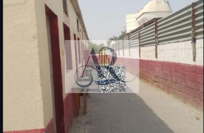 Labor Camp - Studio - 7+ Bathrooms for rent in Al Sajaa S - Al Sajaa - Sharjah Labor Camp - Studio - 7+ Bathrooms for rent in Al Sajaa S - Al Sajaa - Sharjah