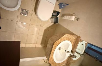 Apartment - 1 Bedroom - 2 Bathrooms for rent in Lake Point Tower - JLT Cluster N - Jumeirah Lake Towers - Dubai