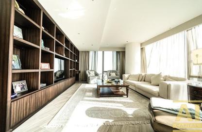 Apartment - 3 Bedrooms - 5 Bathrooms for sale in D1 Tower - Culture Village - Dubai