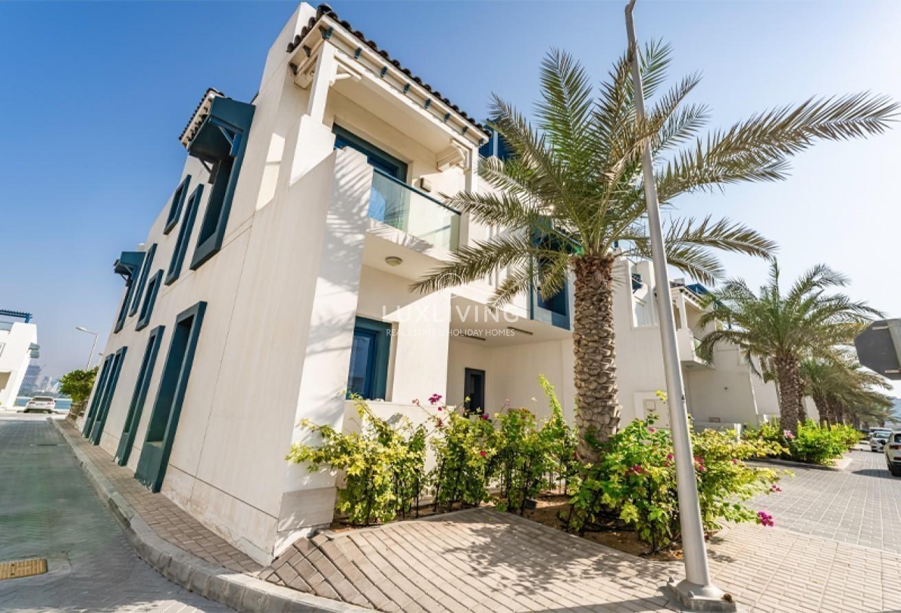 Beachfront Villa | Vacant | Best Deal photo 20