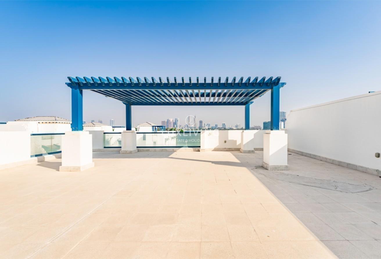Beachfront Villa | Vacant | Best Deal photo 23