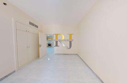 Apartment - 1 Bedroom - 2 Bathrooms for rent in Golden Sands 12 - Mankhool - Bur Dubai - Dubai