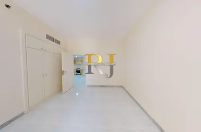 Apartment - 1 Bedroom - 2 Bathrooms for rent in Golden Sands 12 - Mankhool - Bur Dubai - Dubai