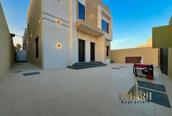 98719806 - Property Image 3