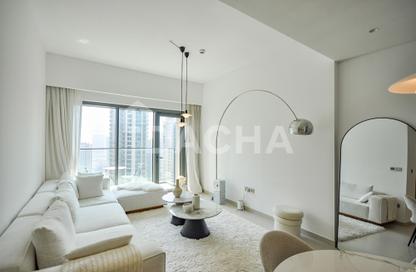 Apartment - 1 Bedroom - 1 Bathroom for rent in Burj Royale - Downtown Dubai - Dubai