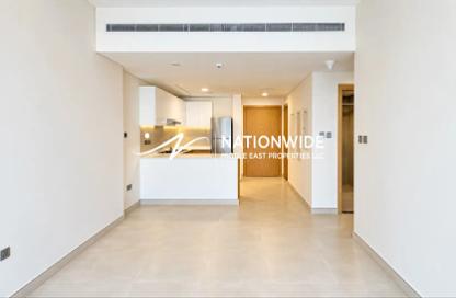 Apartment - 2 - 2 for rent in Radiant Square - City Of Lights - Al Reem Island - Abu Dhabi Apartment - 2 - 2 for rent in Radiant Square - City Of Lights - Al Reem Island - Abu Dhabi