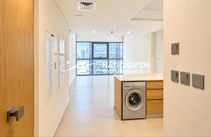 Apartment - 2 - 2 for rent in Radiant Square - City Of Lights - Al Reem Island - Abu Dhabi