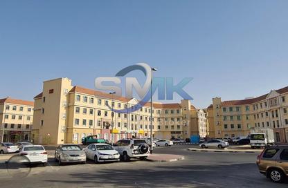 شقة - غرفة نوم - 2 حمامات للايجار في س04 - طراز فرنسي - المدينة العالمية - دبي شقة - غرفة نوم - 2 حمامات للايجار في س04 - طراز فرنسي - المدينة العالمية - دبي