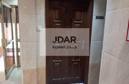 عمارة بالكامل - 8 غرف نوم - 8 حمامات للبيع في بناء النباعة - النبعة - الشرق - الشارقة