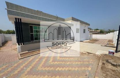 Villa - 4 - 3 for rent in Khuzam - Ras Al Khaimah