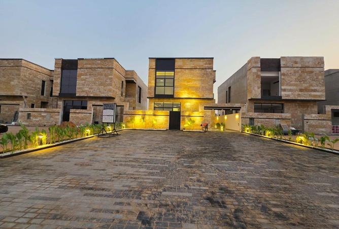 56973083 - Property Main Image