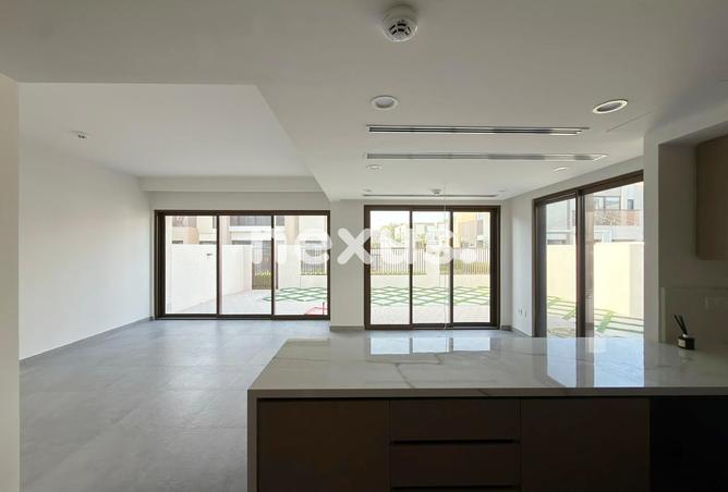 89631945 - صورة العقار 3