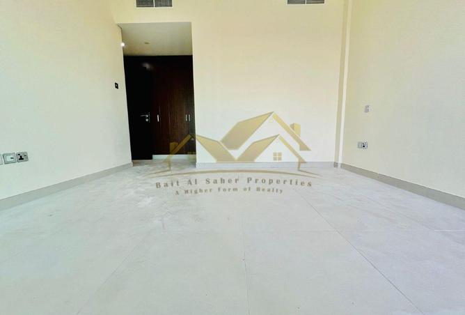 55371573 - Property Image 3