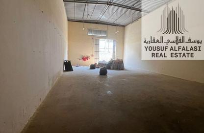 Warehouse - Studio - 1 Bathroom for rent in Umm Al Thuoob - Umm Al Quwain
