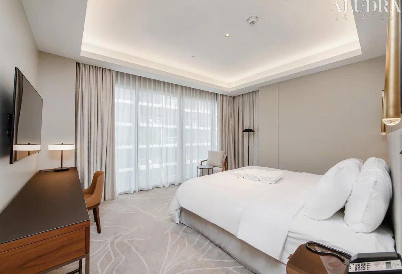 High‑Floor Residence | Vacant | Burj Khalifa Views photo 8