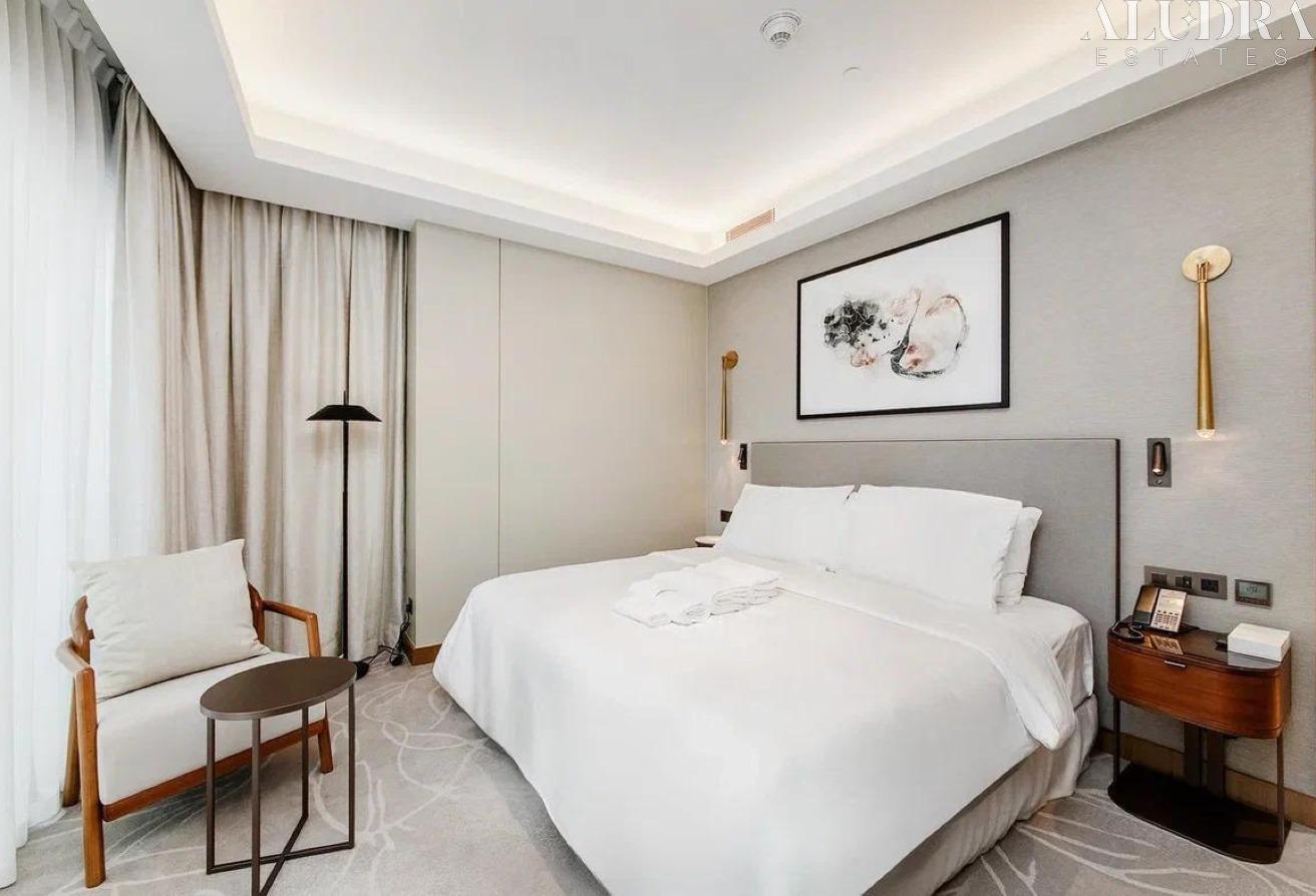 High‑Floor Residence | Vacant | Burj Khalifa Views photo 10