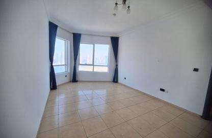 Apartment - 2 - 2 for rent in Beach Tower 1 - Al Khan Lagoon - Al Khan - Sharjah Apartment - 2 - 2 for rent in Beach Tower 1 - Al Khan Lagoon - Al Khan - Sharjah