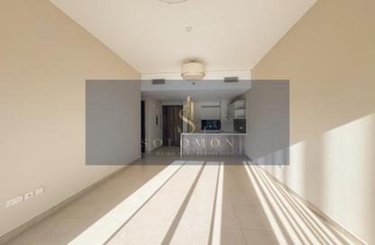Apartment - 2 - 3 for rent in SOL Avenue - Business Bay - Dubai