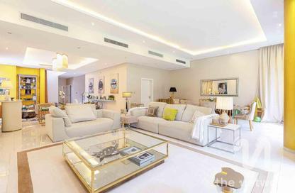 Villa - 5 Bedrooms - 6 Bathrooms for sale in The Field - Damac Hills - Dubai