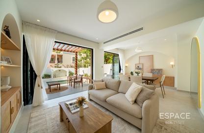 Villa - 2 - 3 for sale in Al Reem 2 - Al Reem - Arabian Ranches - Dubai