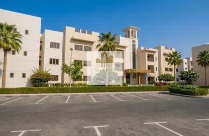 Apartment - 3 Bedrooms - 3 Bathrooms for rent in The Gardens Building 34 - The Gardens Buildings - The Gardens - Dubai
