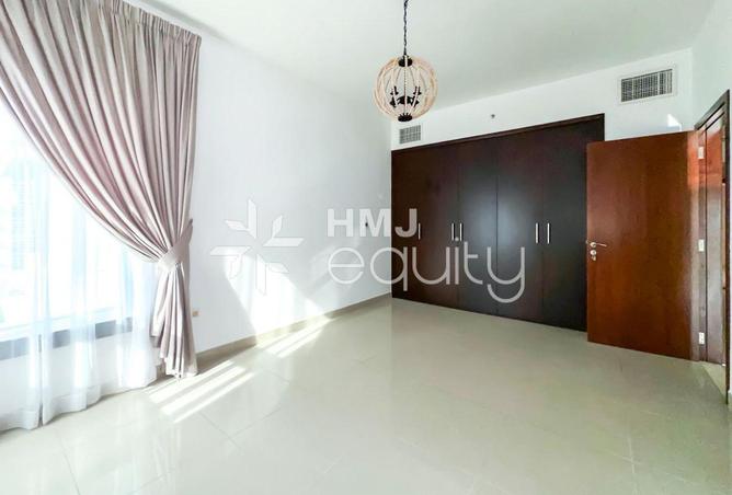 73865224 - Property Image 3