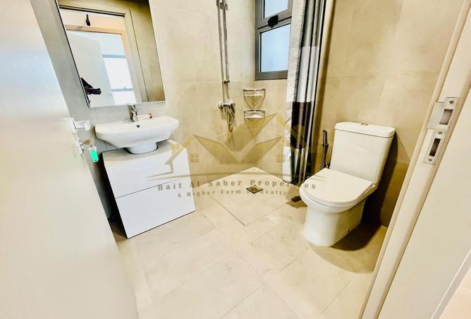 Upgraded 2 BR Apartment in Al Wasl photo 3