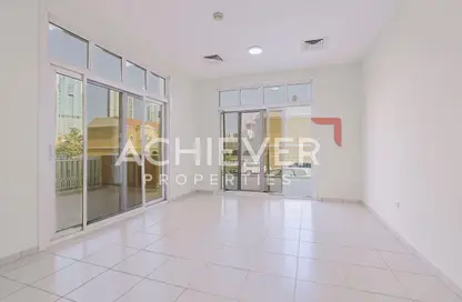 Apartment - 1 Bedroom - 2 Bathrooms for rent in Lavender 2 - Emirates Gardens 1 - Jumeirah Village Circle - Dubai