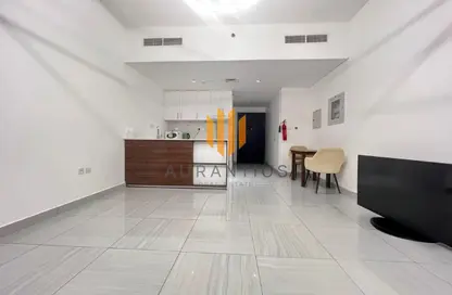 Apartment - Studio - 1 Bathroom for sale in O2 Tower - District 14 - Jumeirah Village Circle - Dubai