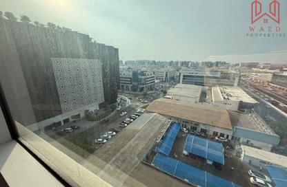 Office Space - Studio - 1 for rent in Al Garhoud business center - Al Garhoud - Dubai