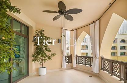 Apartment - 3 Bedrooms - 3 Bathrooms for sale in Tajer Residences - The Old Town Island - Old Town - Downtown Dubai - Dubai