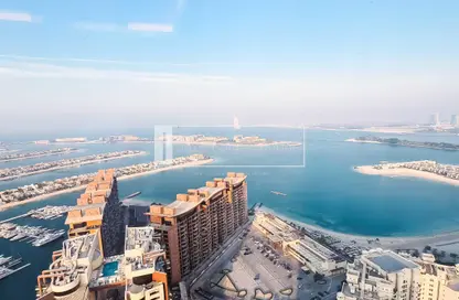Apartment - 1 Bedroom - 2 Bathrooms for sale in The Palm Tower - Palm Jumeirah - Dubai