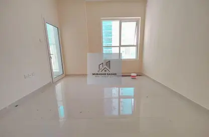 شقة - 2 غرف نوم - 2 حمامات للايجار في شارع التعاون الجديد - التعاون - الشارقة