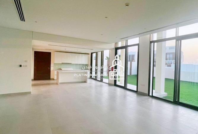 56127821 - صورة العقار 2