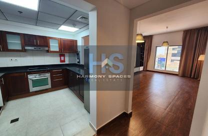 Apartment - 1 Bedroom - 2 Bathrooms for rent in Green Lakes Towers 2 - Green Lakes Towers - JLT Cluster S - Jumeirah Lake Towers - Dubai Apartment - 1 Bedroom - 2 Bathrooms for rent in Green Lakes Towers 2 - Green Lakes Towers - JLT Cluster S - Jumeirah Lake Towers - Dubai