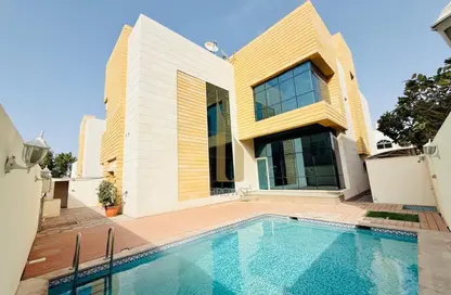 فيلا - 5 غرف نوم - 5 حمامات للايجار في فلل الجميرا 1 - جميرا 1 - جميرا - دبي