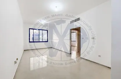 شقة - غرفة نوم - 1 حمام للايجار في شارع حمدان - أبوظبي