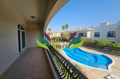 Villa - 4 Bedrooms - 4 Bathrooms for rent in Umm Suqeim 2 Villas - Umm Suqeim 2 - Umm Suqeim - Dubai