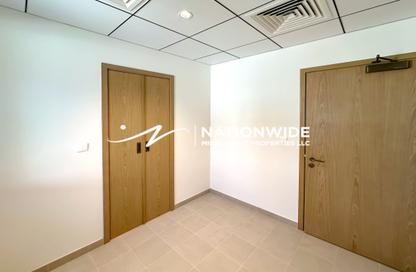 Townhouse - 3 - 4 for rent in Bloom Living - Zayed City (Khalifa City C) - Khalifa City - Abu Dhabi