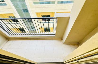 Whole Building - 2 Bedrooms - 3 Bathrooms for sale in Muwaileh 29 Building - Muwaileh - Sharjah Whole Building - 2 Bedrooms - 3 Bathrooms for sale in Muwaileh 29 Building - Muwaileh - Sharjah