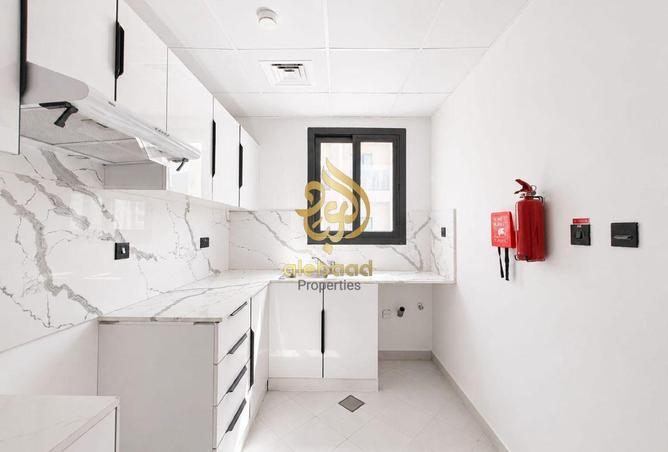 82823852 - Property Main Image