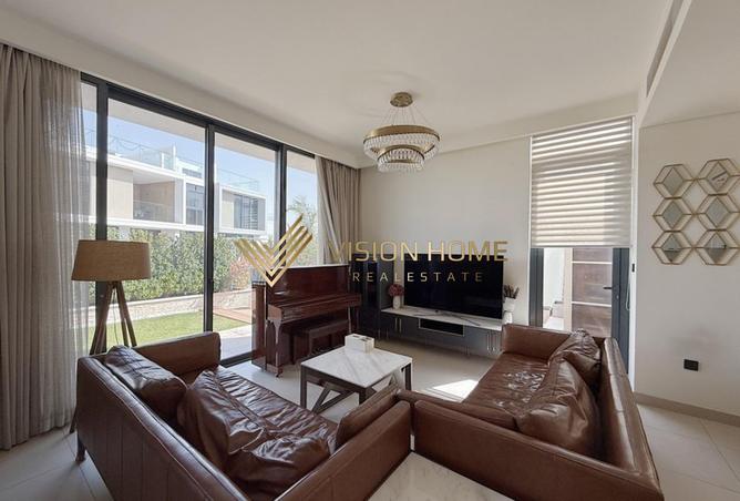 83666819 - Property Image 2