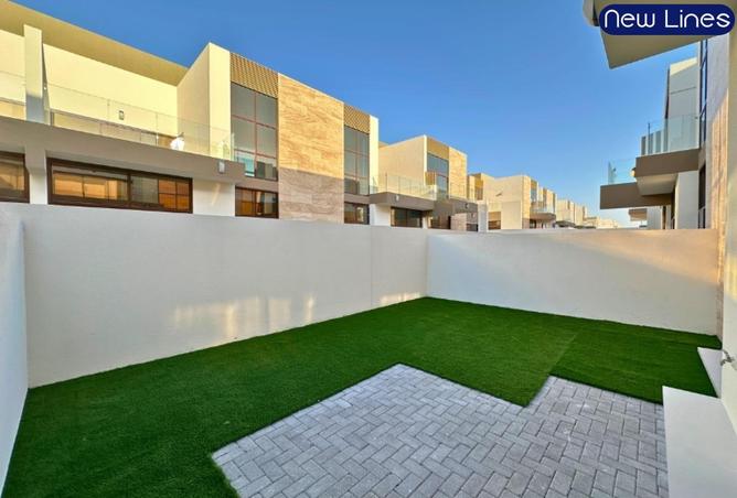 83213098 - Property Image 2